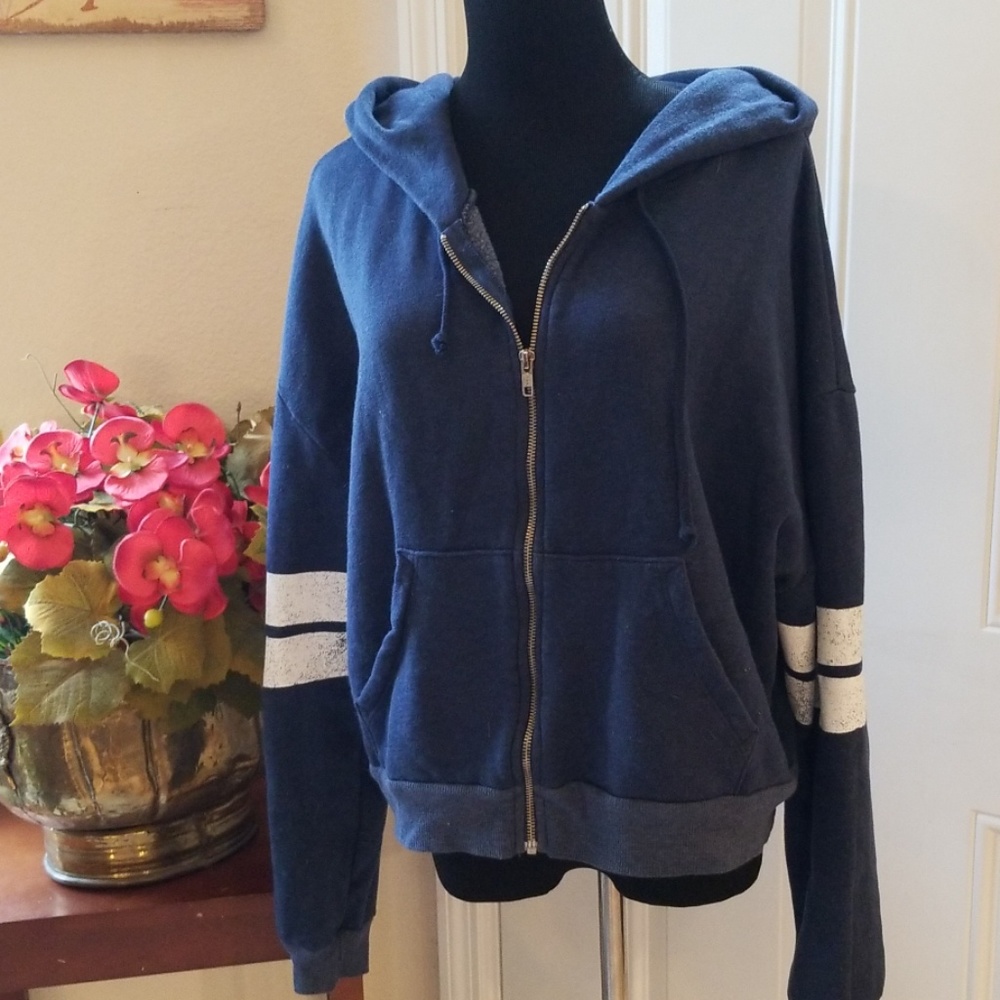 NWOT Wildfox hoodie zippered sweatshirt, L